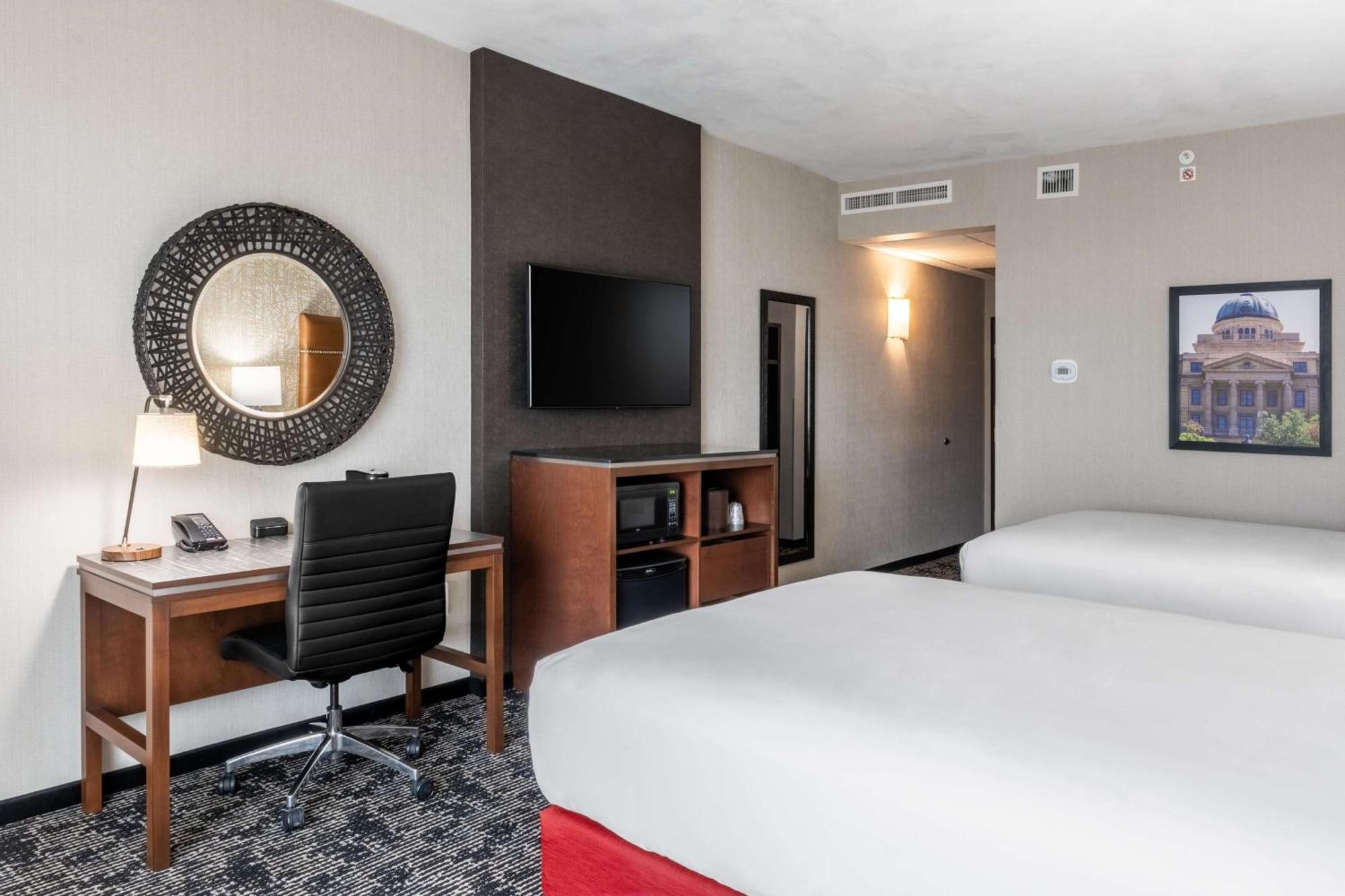 Drury Plaza Hotel College Station Exterior foto